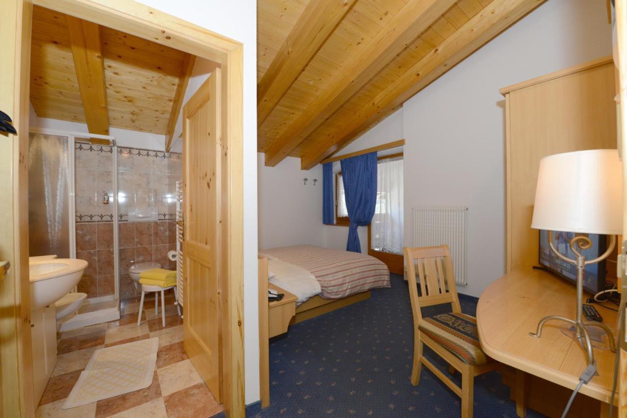 Hotel Sole Tonalepas Buitenkant foto