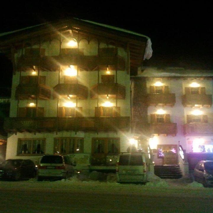 Hotel Sole Tonalepas Buitenkant foto